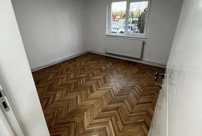 Spațiu comercial, de 50 mp, în Micro 12 - 7