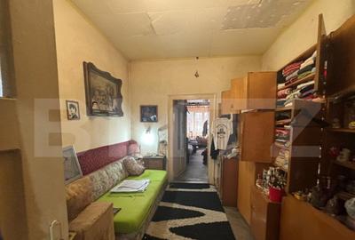 Casă cu 2 camere cu Teren 515 Mp în Semicentral - 1