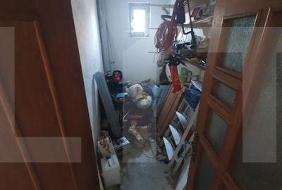 Casă cu 6 camere cu Teren 1600 Mp în Sânmihaiu Român - 11
