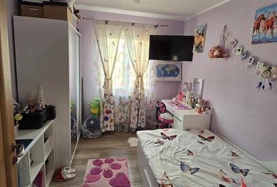 Apartament cu 3 camere semidecomandat, mobilat în Berceni - 6