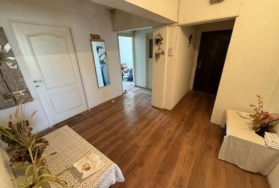 Apartament cu 4 camere decomandat în Careiului - 3