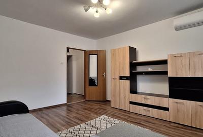 Apartament cu 2 camere decomandat în Drumul Taberei
