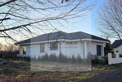 Casă individuală cu 4 camere cu Canalizare în Stupini - 8