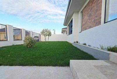 Casă cu 3 camere cu Teren 440 Mp în Nufărul - 17