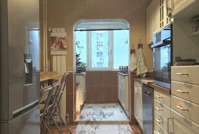 Apartament cu 3 camere decomandat în Dristor - 3