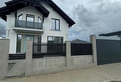 Casa Premium, finisata , 4 camere, 475 mp teren, toate utilitatile, asfalt, Sanp - 2