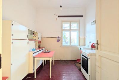 Casă individuală cu 3 camere cu Canalizare în Telegrafului - 6