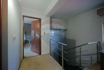 De vanzare casa in zona Nufarul - 12