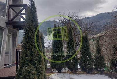 Casă individuală cu 6 camere cu Teren 700 Mp în Valea Azugii - 1