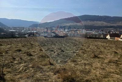 Teren de 2606 mp, în Calea Romanului - 1