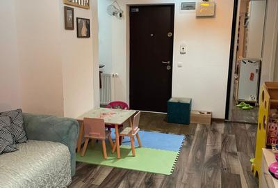 Bloc nou- 3 camere decomandate, mobilat, utilat - 4