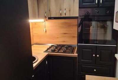 Proprietar, inchiriez apartament 2 camere Resita. - 1