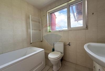 Casă cu 5 camere cu Teren 150 Mp în Florești - 14