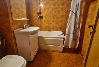 Apartament cu 3 camere decomandat, mobilat în Răcădău - 10