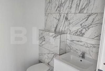 Spațiu comercial, de 2,351 mp, în Domnești - 1