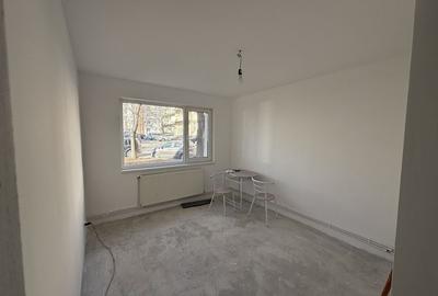 Spațiu comercial, de 50 mp, în Central - 1