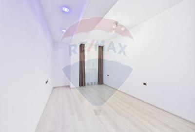Apartament cu 3 camere decomandat, mobilat în Tractorul - 15