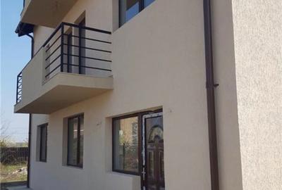 Duplex cu 4 camere cu Canalizare în Corbeanca - 3