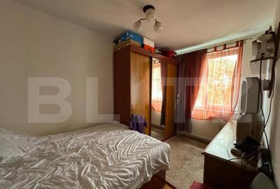 Apartament de vanzare, cu 3 camere decomandat, 61 mp, zona P - 7