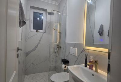 Apartament cu 4 camere decomandat în Ipotești - 2