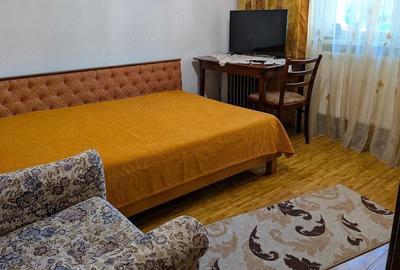 Apartament cu 2 camere decomandat în Central - 1