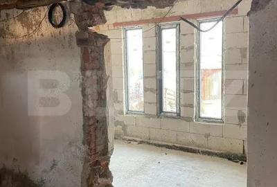 Casă cu 4 camere cu Teren 867 Mp în Central - 10