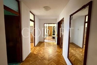 Apartament 4 camere | Bloc 1990 | 3 balcoane | Vedere panoramica - 9