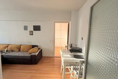 Apartament cu 2 camere semidecomandat în Central - 1