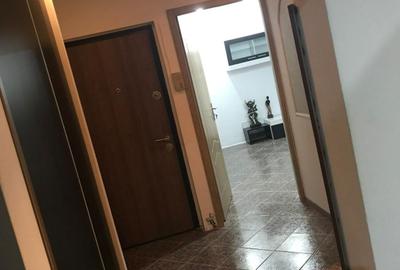 Apartament 2 camere decomandat - Faleza Nord - 500 euro/luna (cod E2+E7) - 3