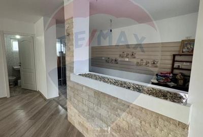 Casa / Vila de familie + oportunitate de afacere in Focsani - 6