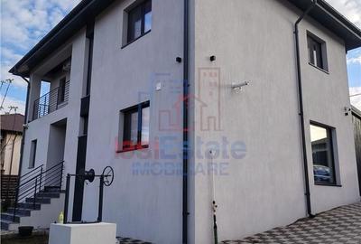 Casă cu 5 camere cu Teren 500 Mp în Miroslava - 2