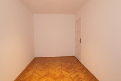 Vand apartament de 3 camere,etaj 1,zona Calea Dumbravii -Dioda - 9