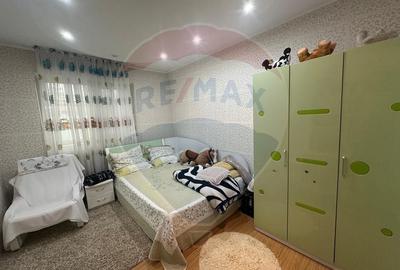 Casă spațioasă 6 camere, 2 băi, garaj spatios și terasă /0% comision - 19