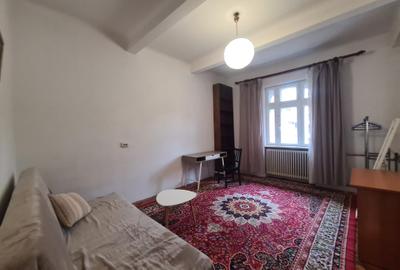 Garsonieră decomandată, mobilată în P-ța Romană - 2