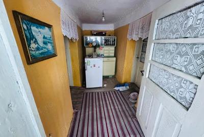 Casă în Gura Văii - 6