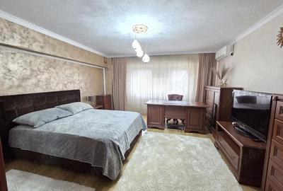 Apartament cu 3 camere decomandat, mobilat în Faleză - 1