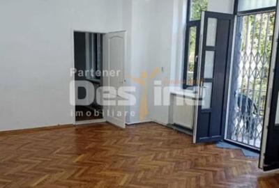 Apartament cu 4 camere semidecomandat în Cișmigiu - 12