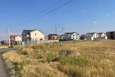 Teren intravilan de 840 mp, în Urseni - 2