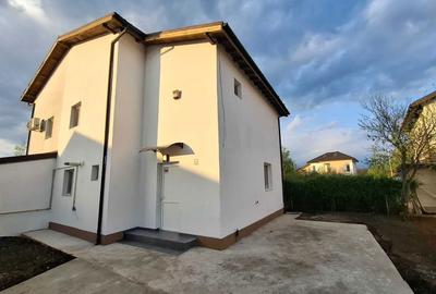 Casă cu 4 camere cu Teren 280 Mp în Berceni - 3