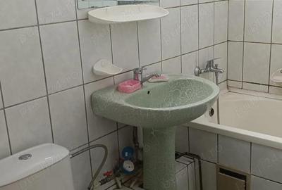 Apartament cu 3 camere decomandat în Central - 2