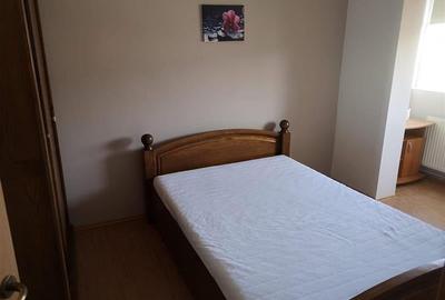 3 camere  Cetatii centrala proprie - 9