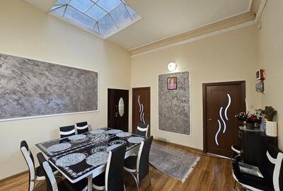 Apartament cu 5 camere decomandat în Victoriei - 4