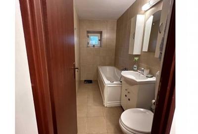 Apartament cu 3 camere decomandat în Vitan - 2