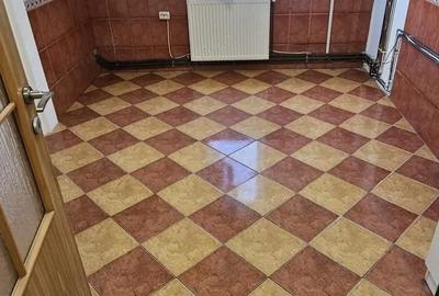 Apartament cu 2 camere decomandat în Soarelui