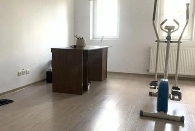 Casă cu 5 camere cu Teren 200 Mp în Central - 26