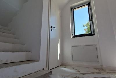 VILA P+2 DE VANZARE  - CENTRU - OVIDIU - LANGA LAC - - 27