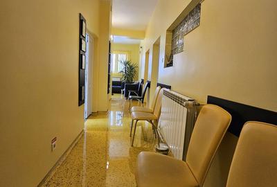 Spațiu comercial, de 25 mp, în Central - 2