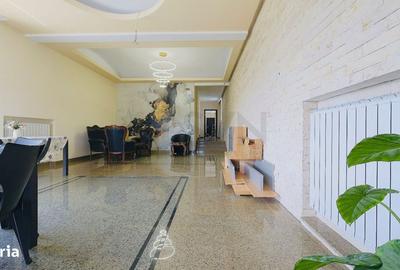 Casă cu 6 camere cu Teren 1000 Mp în Central - 11