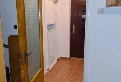 Garsoniera 1 decembrie-metrou 5 minute - 3