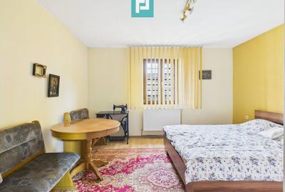 Două locuințe individuale pe 512 mp –  in GIROC - 14